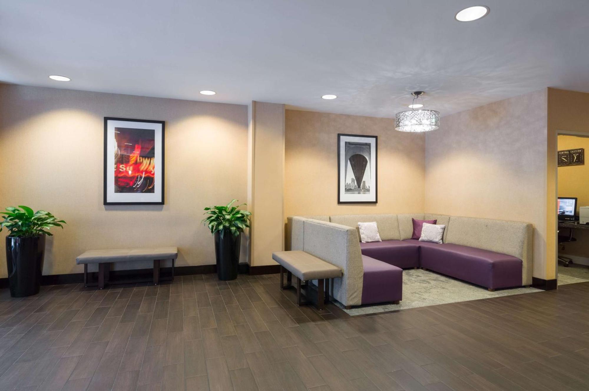 Hampton Inn Manhattan - Times Square South Нью-Йорк Екстер'єр фото