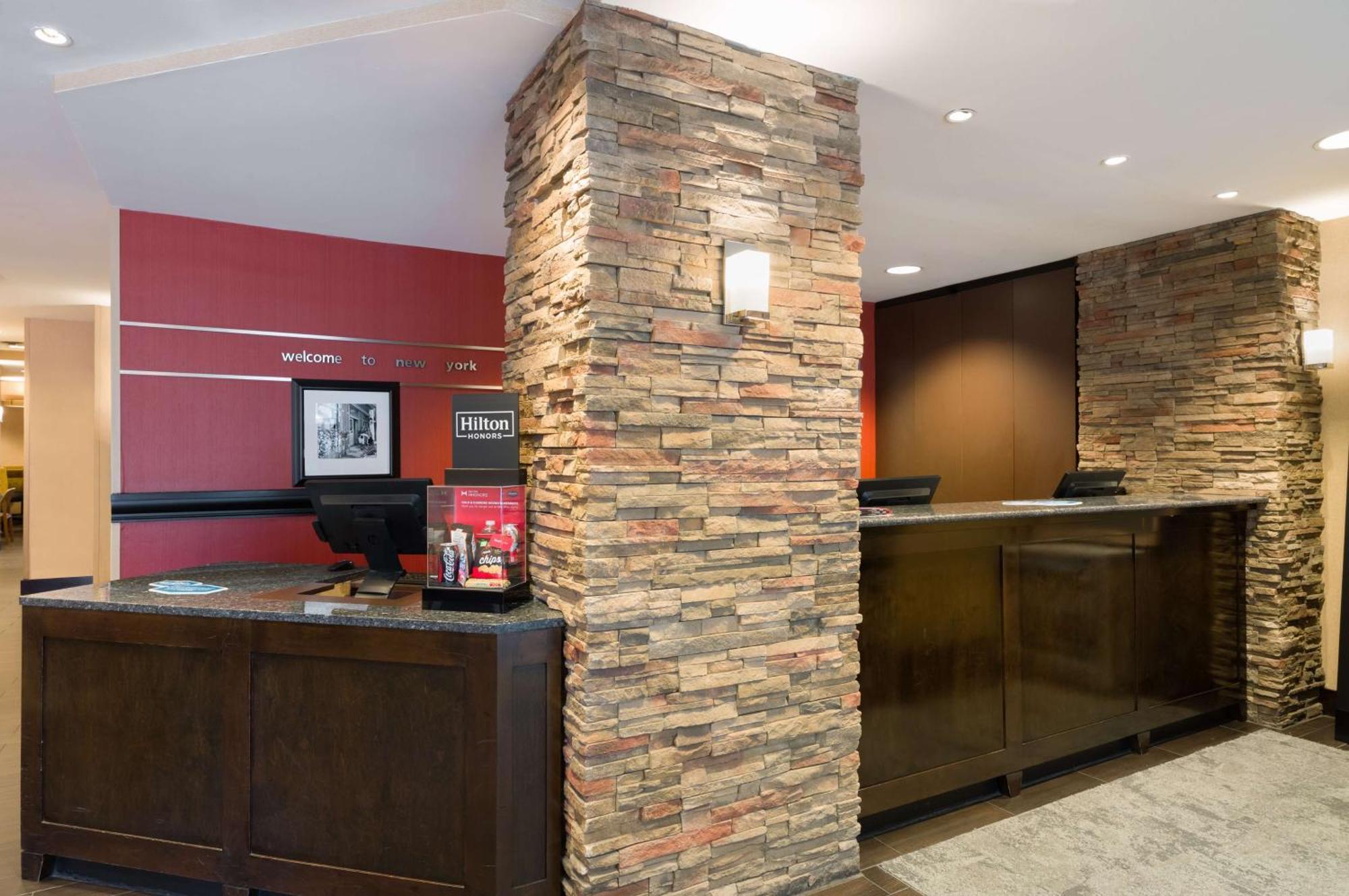 Hampton Inn Manhattan - Times Square South Нью-Йорк Екстер'єр фото