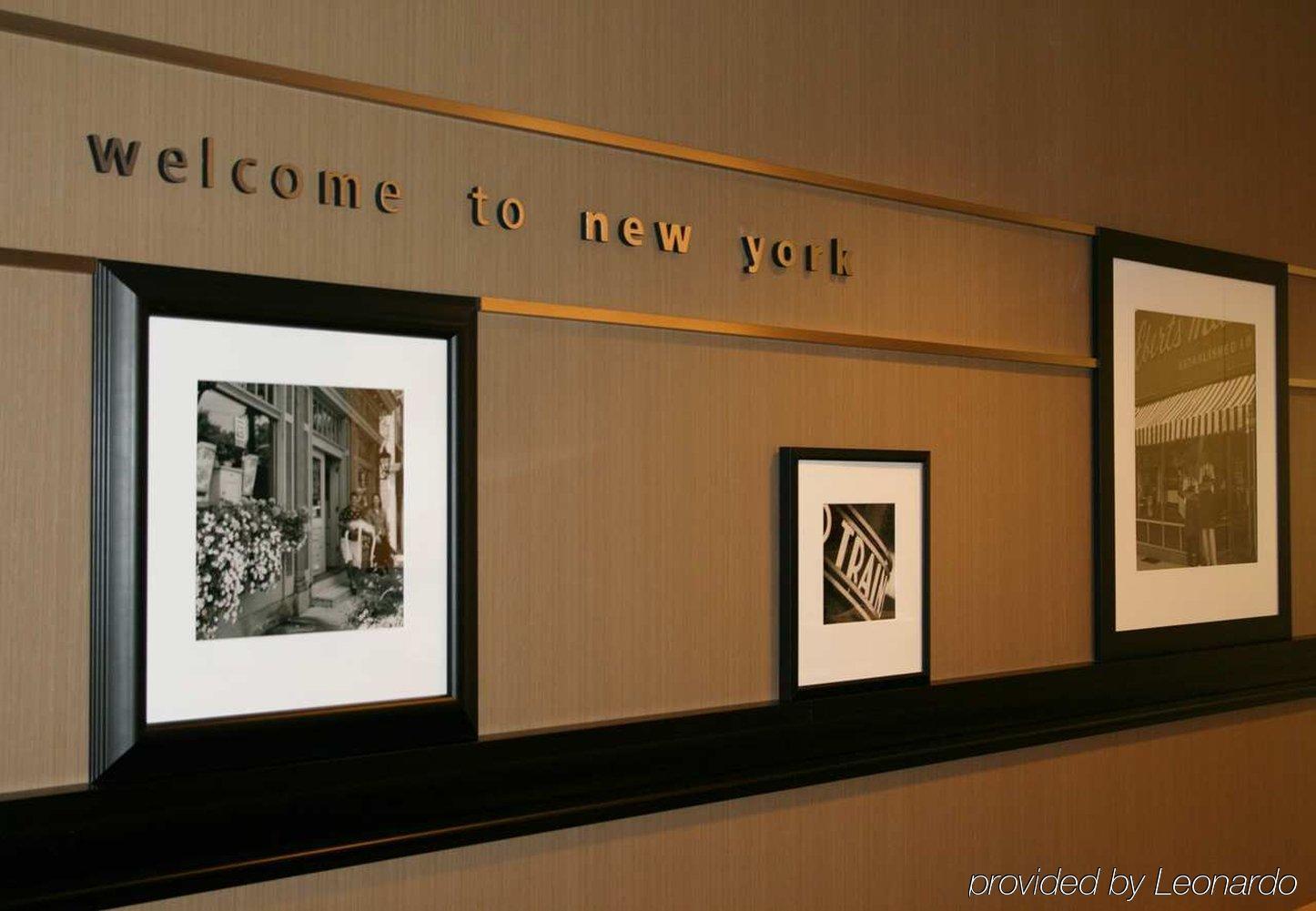Hampton Inn Manhattan - Times Square South Нью-Йорк Екстер'єр фото